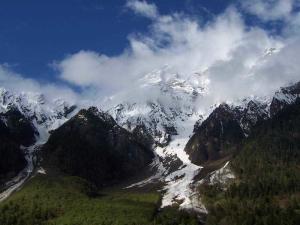 苯日神山