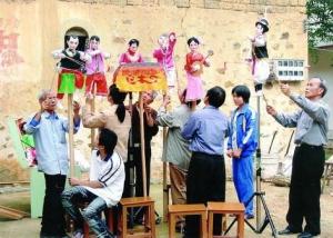 (4图片)龙川木偶戏重振声威