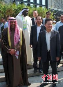亚奥理事会主席艾哈迈德亲王视察荔枝湾