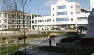 宜川县中学