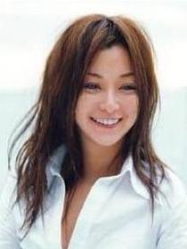 伴都美子