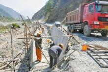 喜德县公路建设