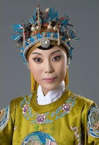 龙宝玲剧照