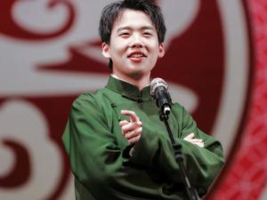 郭麒麟相声演出图