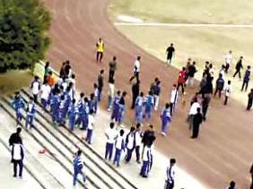 学校举办运动会丰富同学课外兴趣