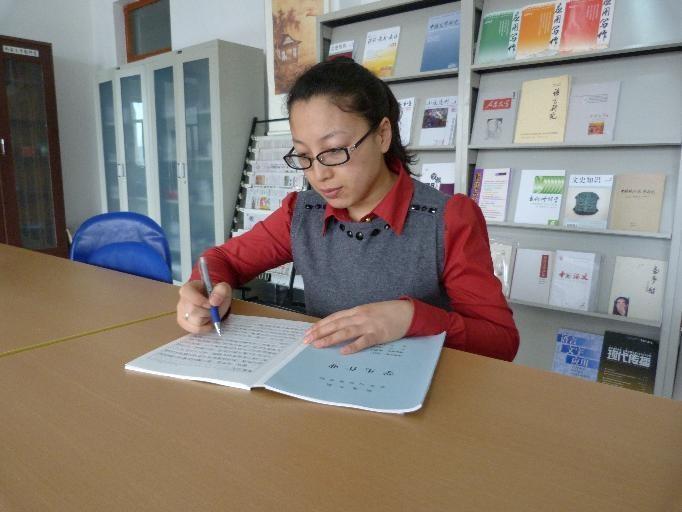 吴向荣讲师