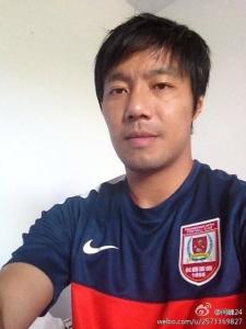 微博长春亚泰训练服照