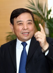 李洪信