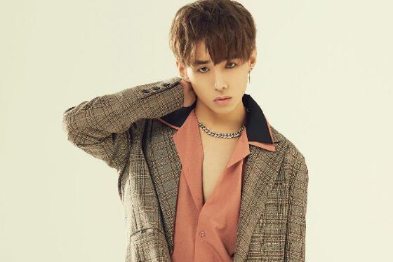 崔少鹏 中国内地男歌手 Vogue5威武乐队成员 搜狗百科