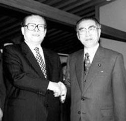 小渊惠三与江泽民