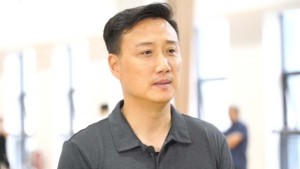 李政成