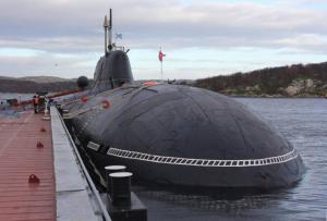 K-317“黑豹”号停靠码头