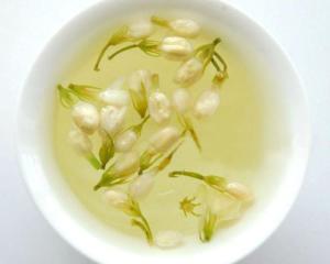 茉莉花茶 茶叶吸收茉莉花香而制成的茶叶 搜狗百科