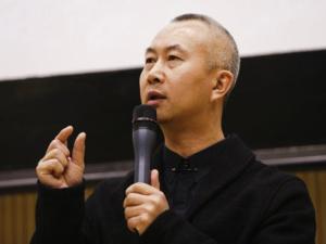 姚映佳个人照
