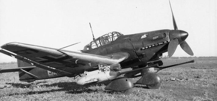 ju87俯冲轰炸机