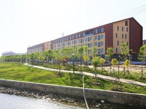 曹妃甸职业技术学院