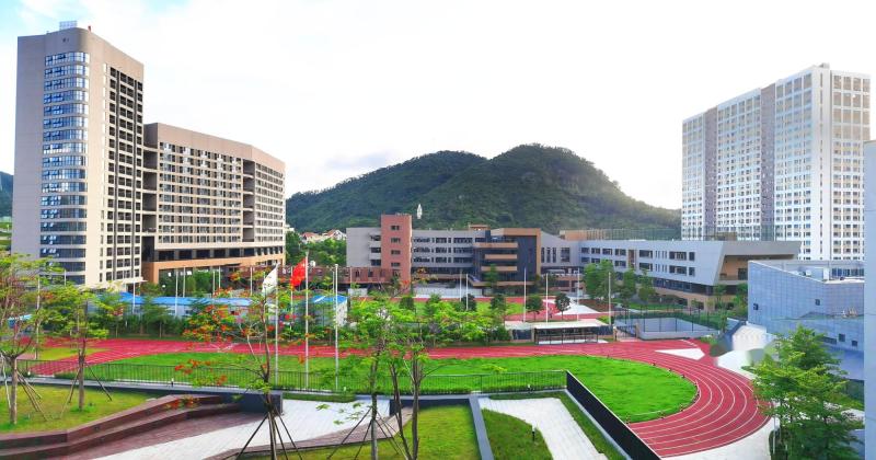 深圳市龙华高级中学教育集团