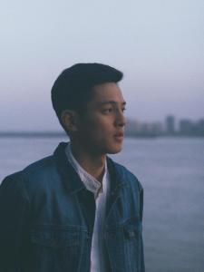 王润泽