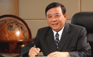 李洪信