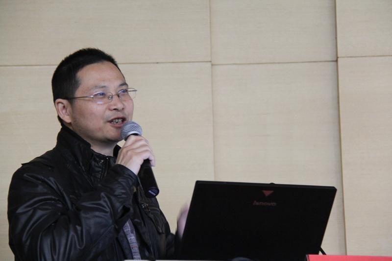 余震,教授,主任医师,博士生导师,温州医学院附属第一医院副院长.