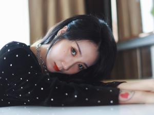 乃万