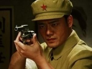 李丞峰年代戏剧照