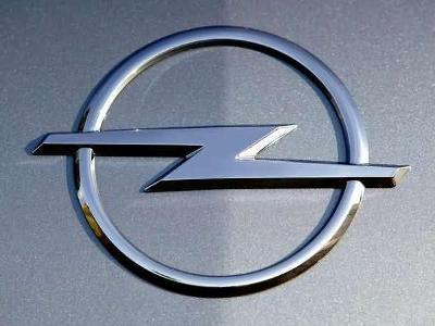 欧宝车比丰田本田车性能好些吗