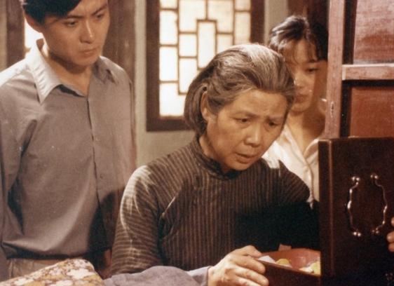 《继母》剧照