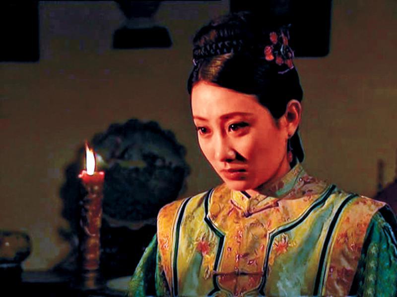 全部版本 最新版本 乔引娣母亲家族因为她与人私通,准备烧死引娣母亲