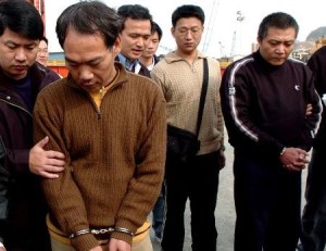 林振兴（前左）、吴朝顺（右一）