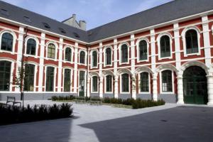根特大学法学院