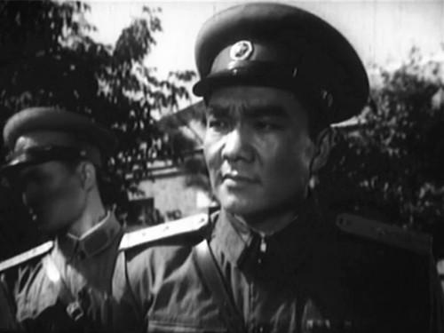 《列兵邓志高》
