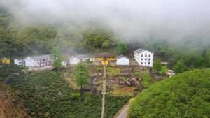 翠峰寺全景图片