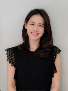 孙艺珍个人照
