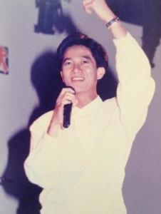 陈百强