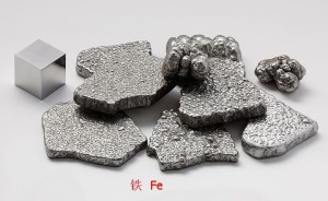 铁呈银白色至银灰色