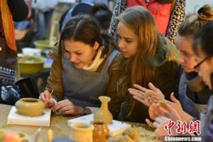 湖南师大国际汉语文化学校组织留学生