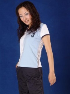 孙一卜,人名,女,1980年9月30日出生在陕西咸阳,现居住在西安,04届超女