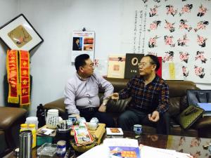 李长征.和著名书画家王洪军在一起