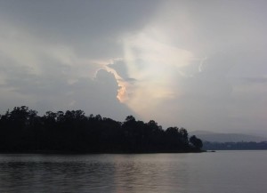 基伍湖