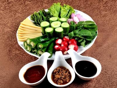 沾酱菜