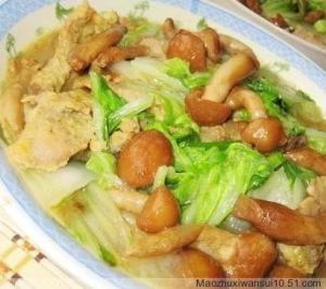 白菜炒滑子蘑