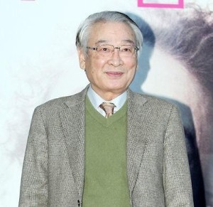 李顺载和妻子居住在一栋普通民宅中,李顺载夫妇和母亲共同生活.