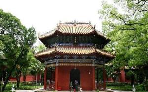 南岳大庙御碑亭