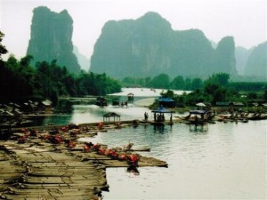 阳朔遇龙河