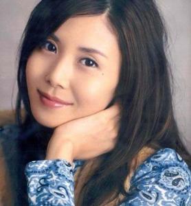 松岛莱莱子