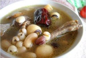 清炖乳鸽