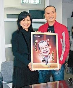 欧阳震华