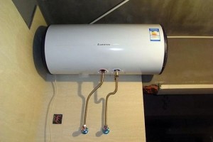 电热水器