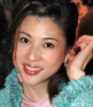 主演 邱月清